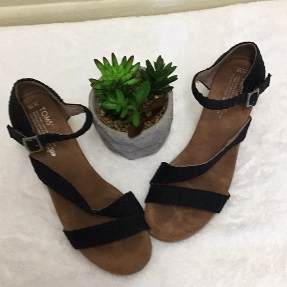 Toms Shoes - 👍Toms Black Canvas Cork Strappy Wedge Heels  10W